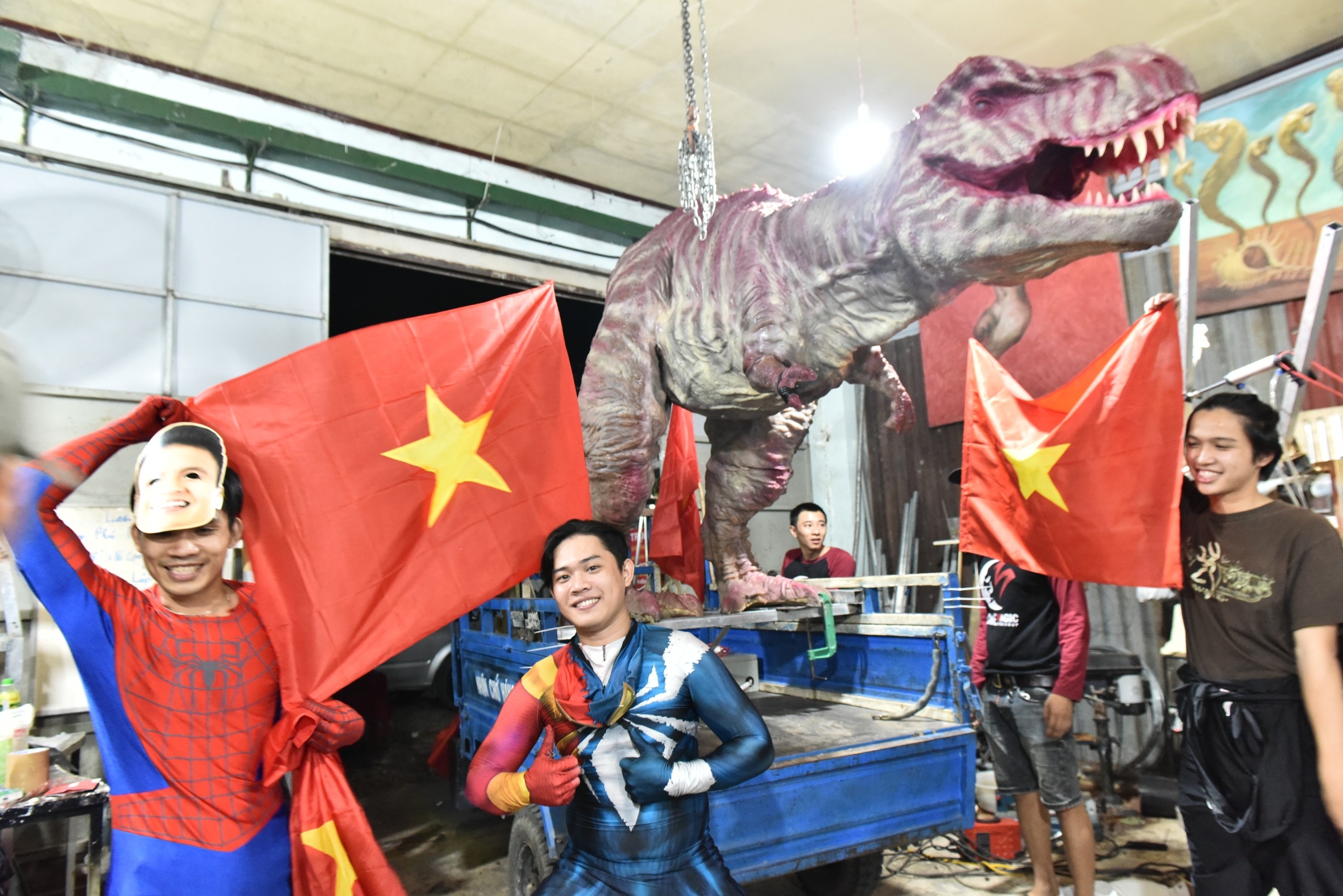 mô hình cổ vũ AFF Cup 2018 ảnh 9 mo hinh co vu AFF Cup 2018 anh 9