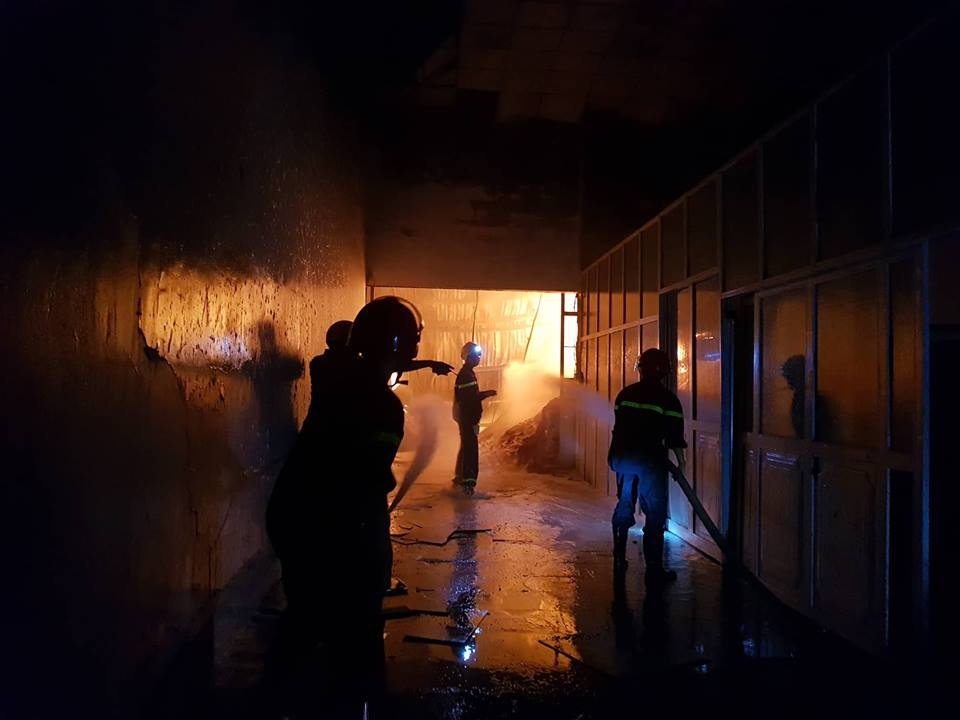 cháy khu công nghiệp Trà Nóc ảnh 1 chay khu cong nghiep Tra Noc anh 1