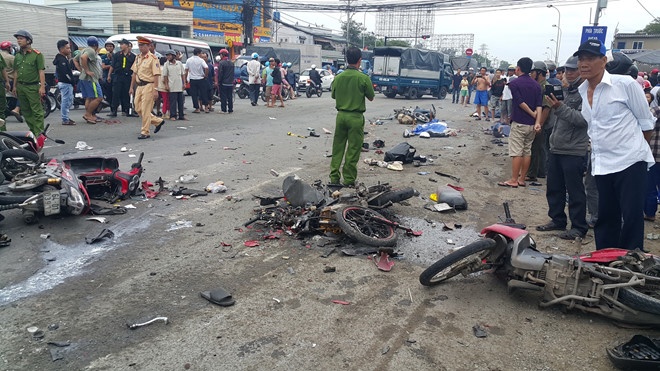 'Lai xe container gay tai nan o Long An co dau hieu toi giet nguoi' hinh anh