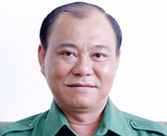 Ong Le Tan Hung bi ky luat canh cao ve mat Dang hinh anh