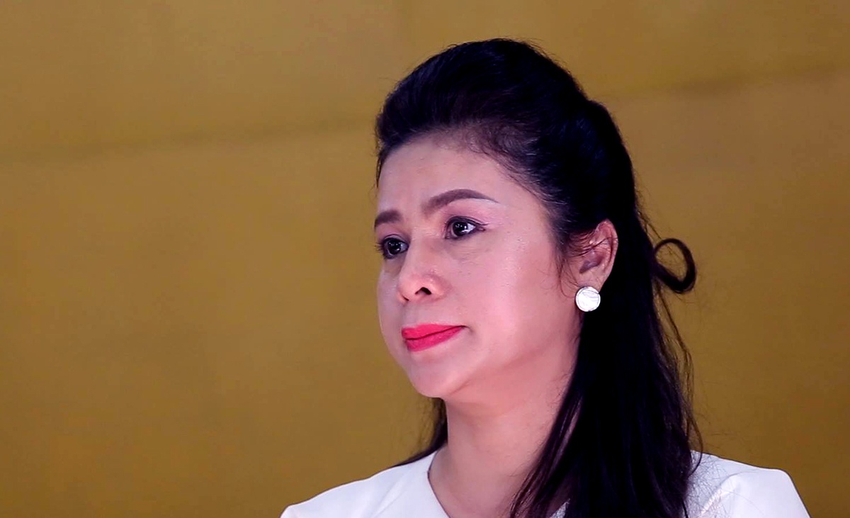 Vo chong 'vua' ca phe Trung Nguyen den toa ly hon nhung thieu luat su hinh anh