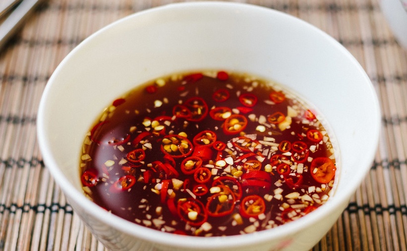 Danh dong khai niem 'nuoc mam' de tranh bi kien? hinh anh