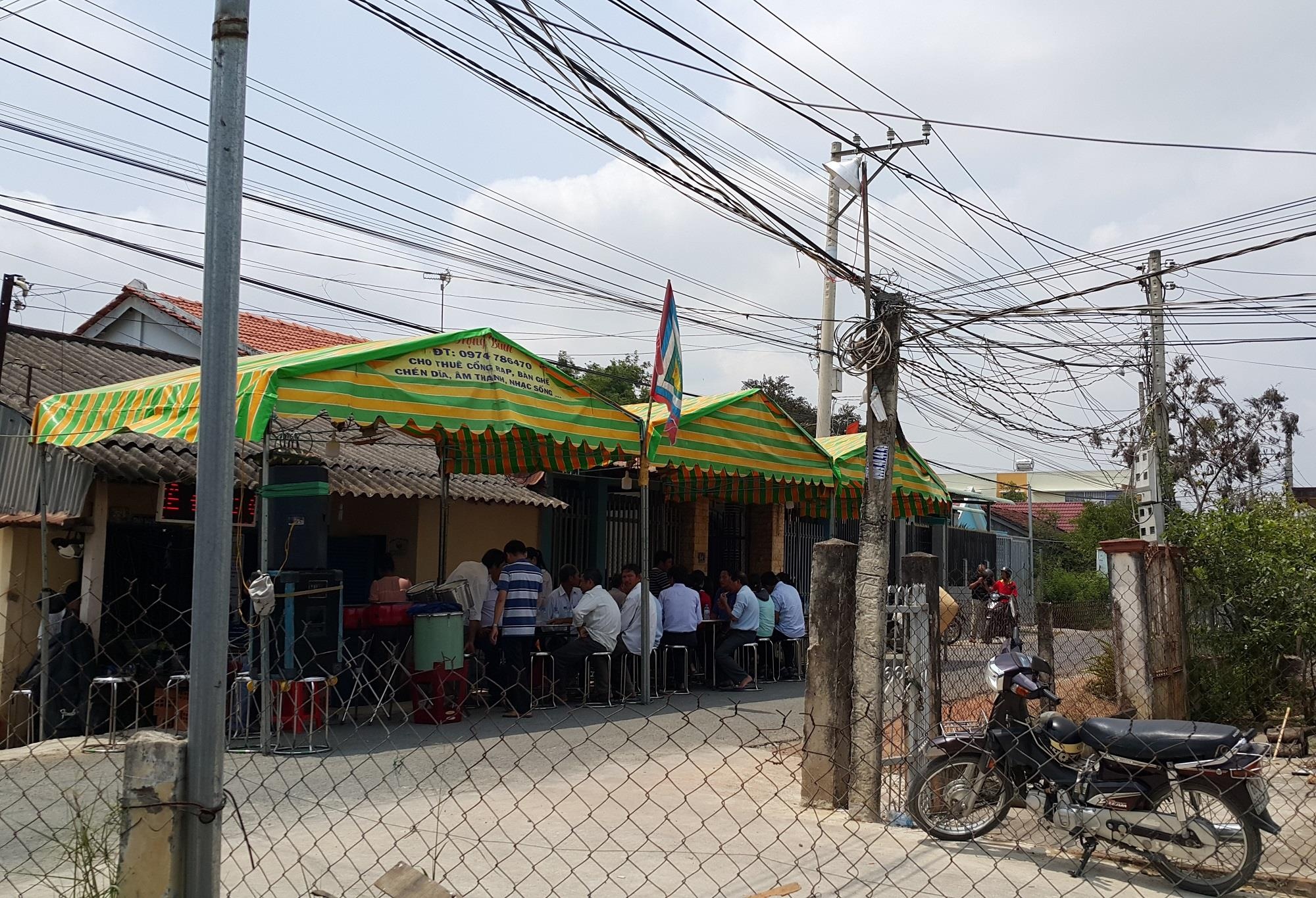vợ chém chết trộm ảnh 1 vo chem chet trom anh 1