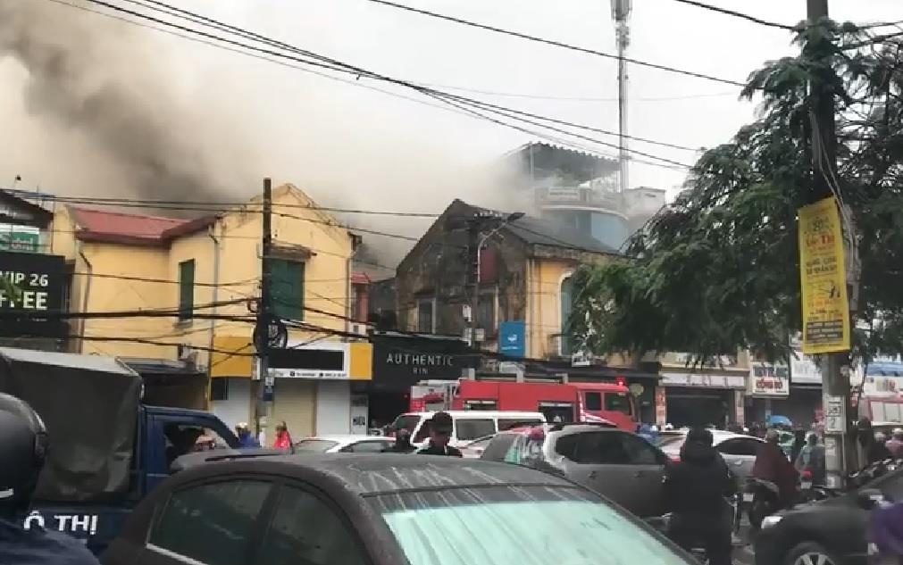 Cot khoi nghi ngut sau vu chay khach san o Hai Phong hinh anh