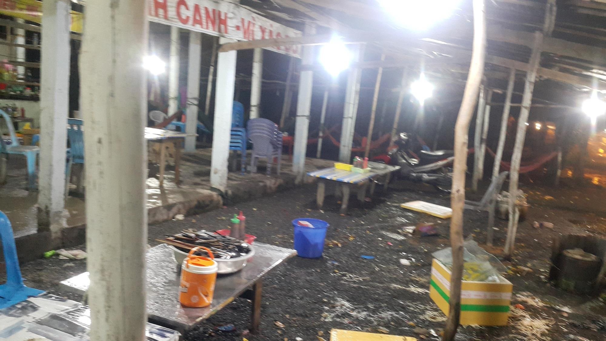 Quan an chat chem o Long An anh 1