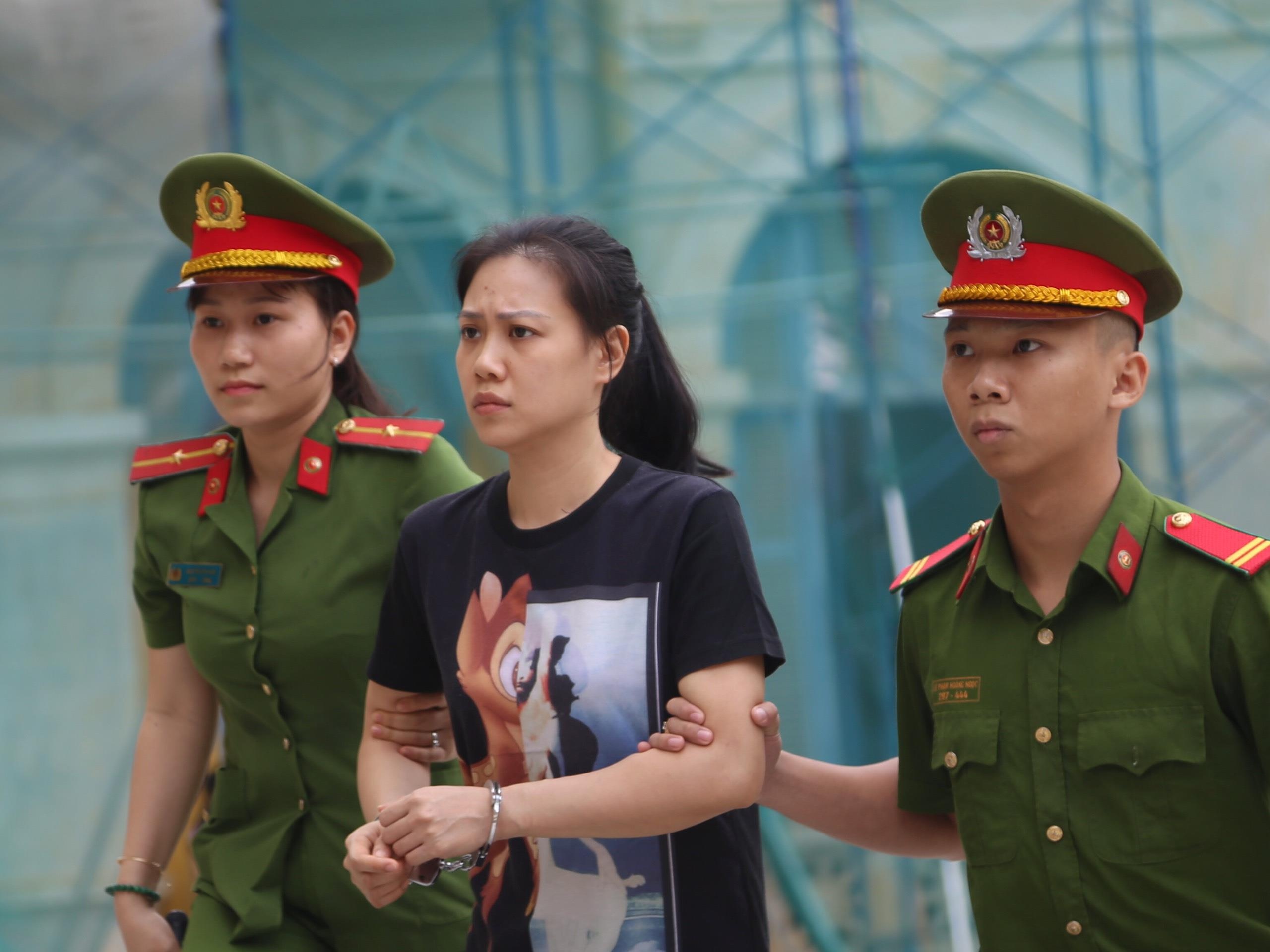 Văn Kính Dương Ngọc Miu ảnh 12 Van Kinh Duong Ngoc Miu anh 12