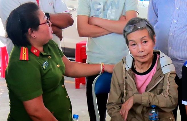 4 uan khuc xoay quanh vu bo xac vao be tong o Binh Duong hinh anh