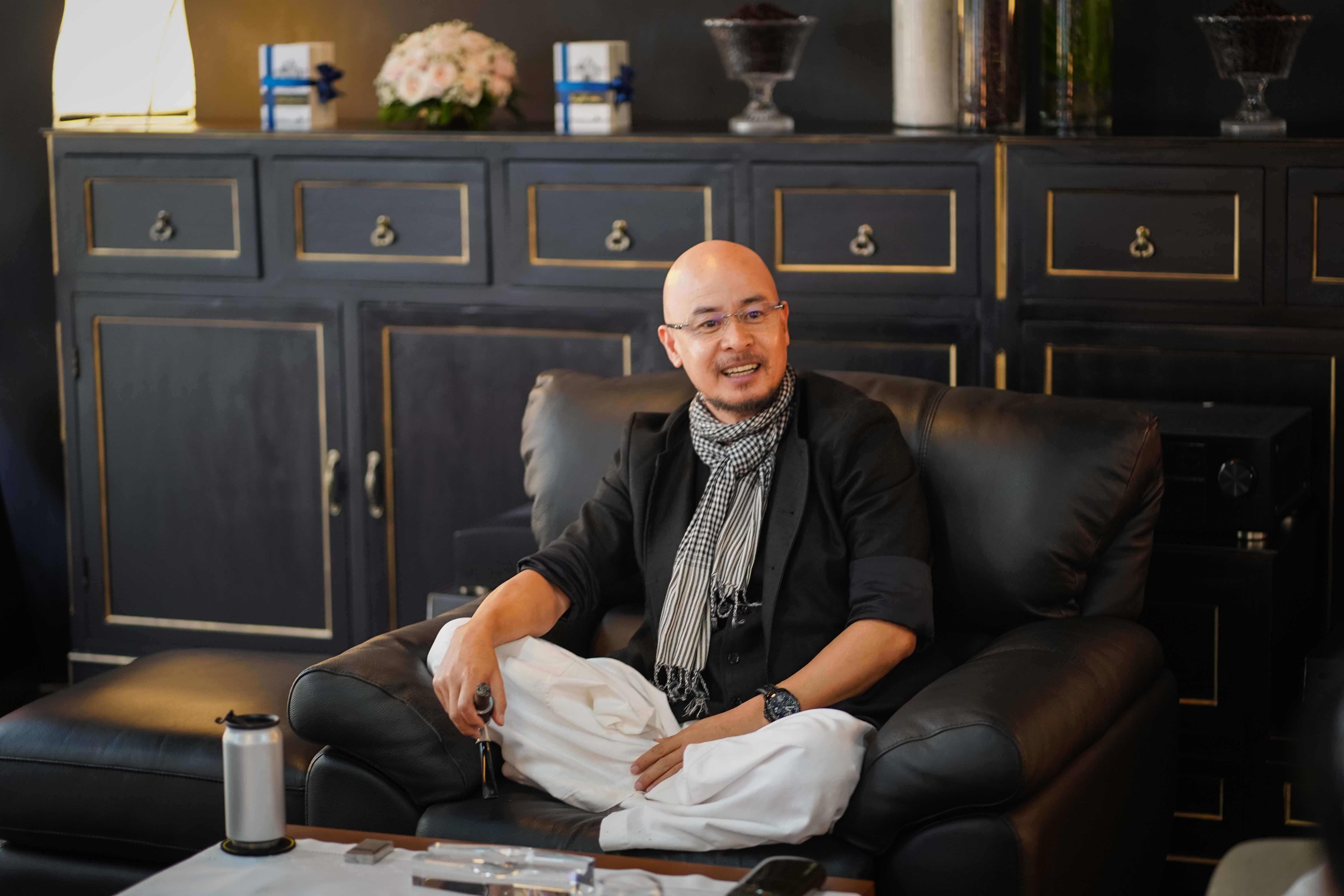 Đặng Lê Nguyên Vũ gặp báo chí ảnh 4 Dang Le Nguyen Vu gap bao chi anh 4