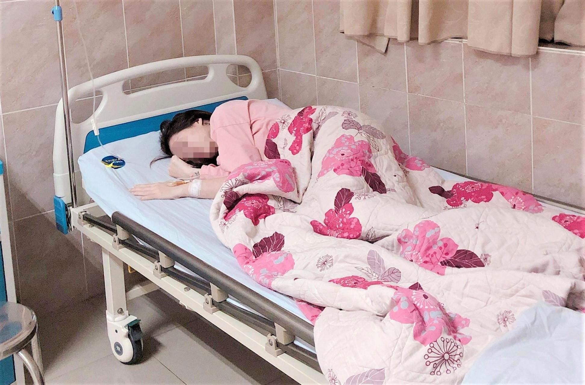 Ngộ độc thực phẩm ở Adora, ảnh 2 Ngo doc thuc pham o Adora, anh 2