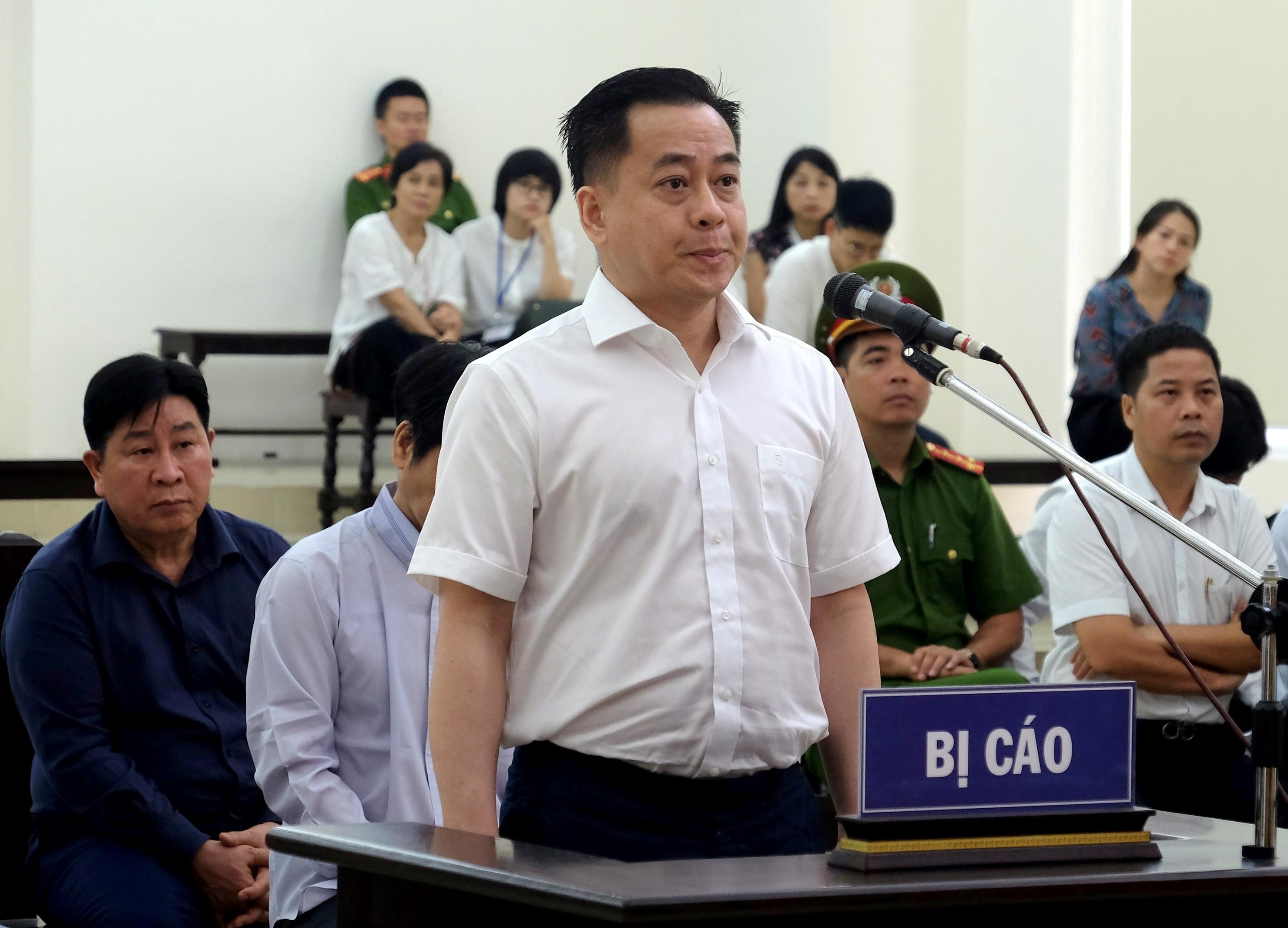 Vũ nhôm bị lừa hộ chiếu ảnh 2 Vu nhom bi lua ho chieu anh 2