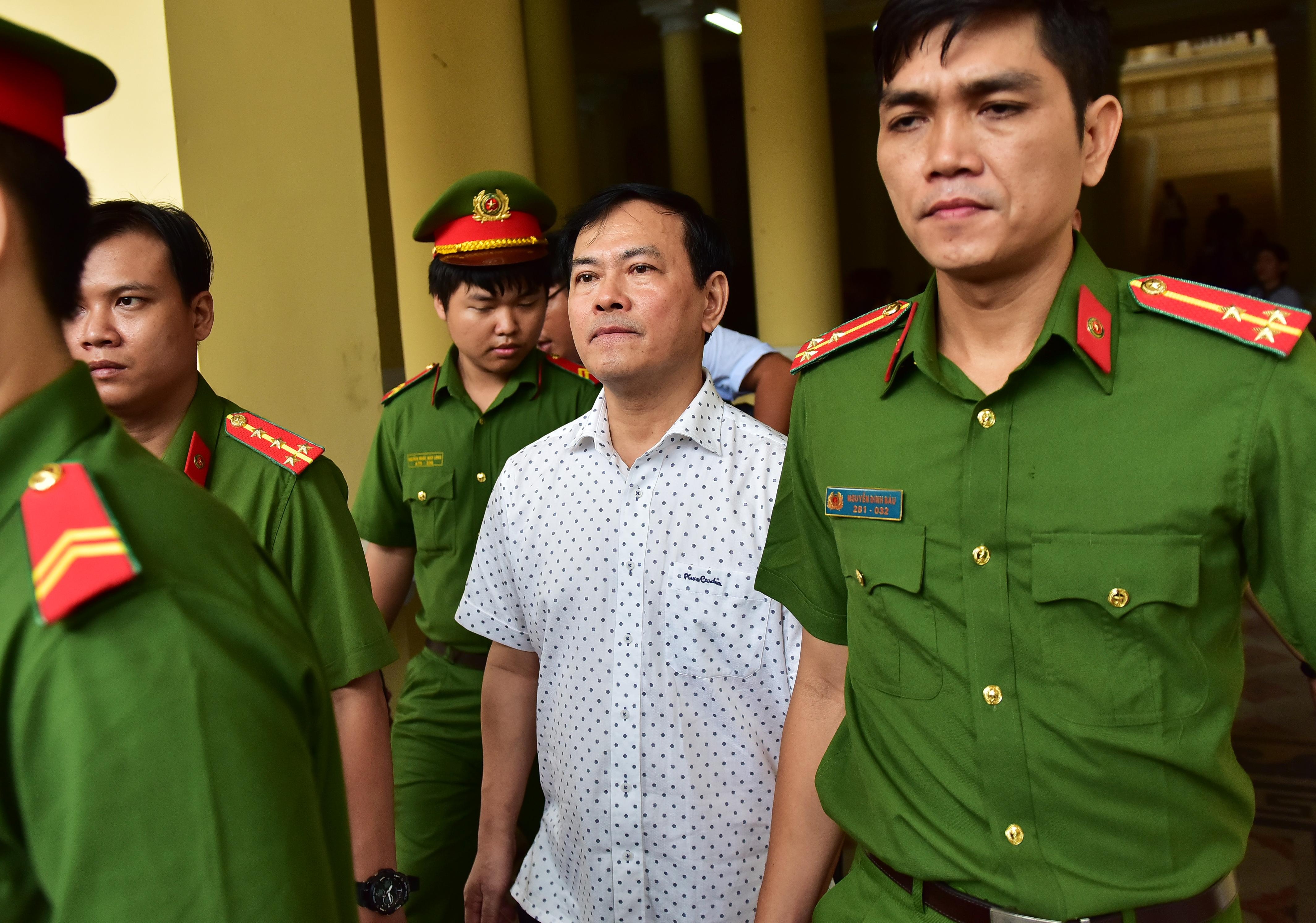 Nguyen Huu Linh phuc tham anh 1