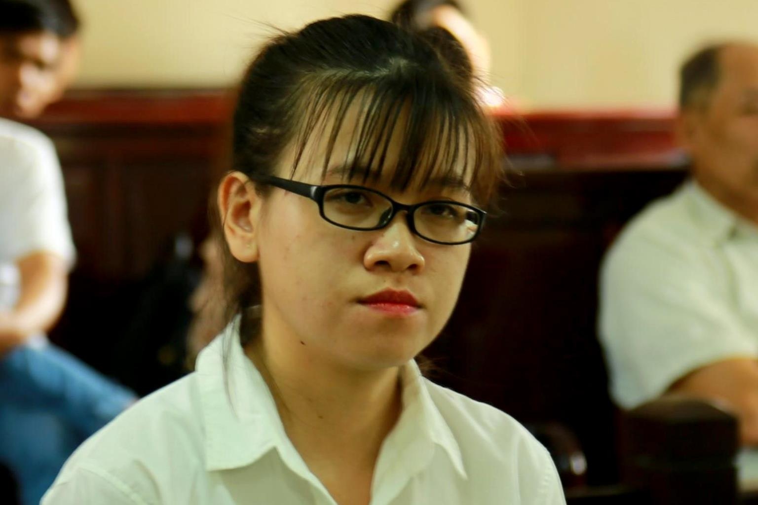 Nu nhan vien Alibaba linh 4 nam 6 thang tu hinh anh