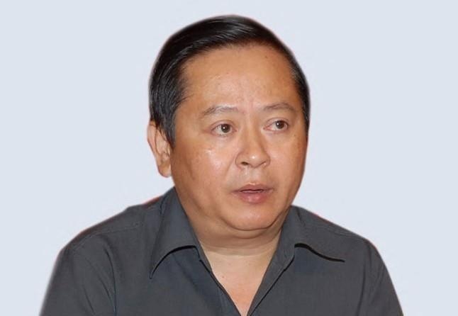 Trieu tap dai dien UBND TP.HCM den phien xu ong Nguyen Huu Tin hinh anh