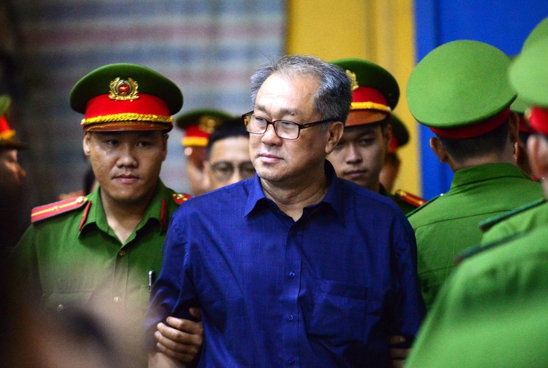 khang nghi ban an Hua Thi Phan anh 1