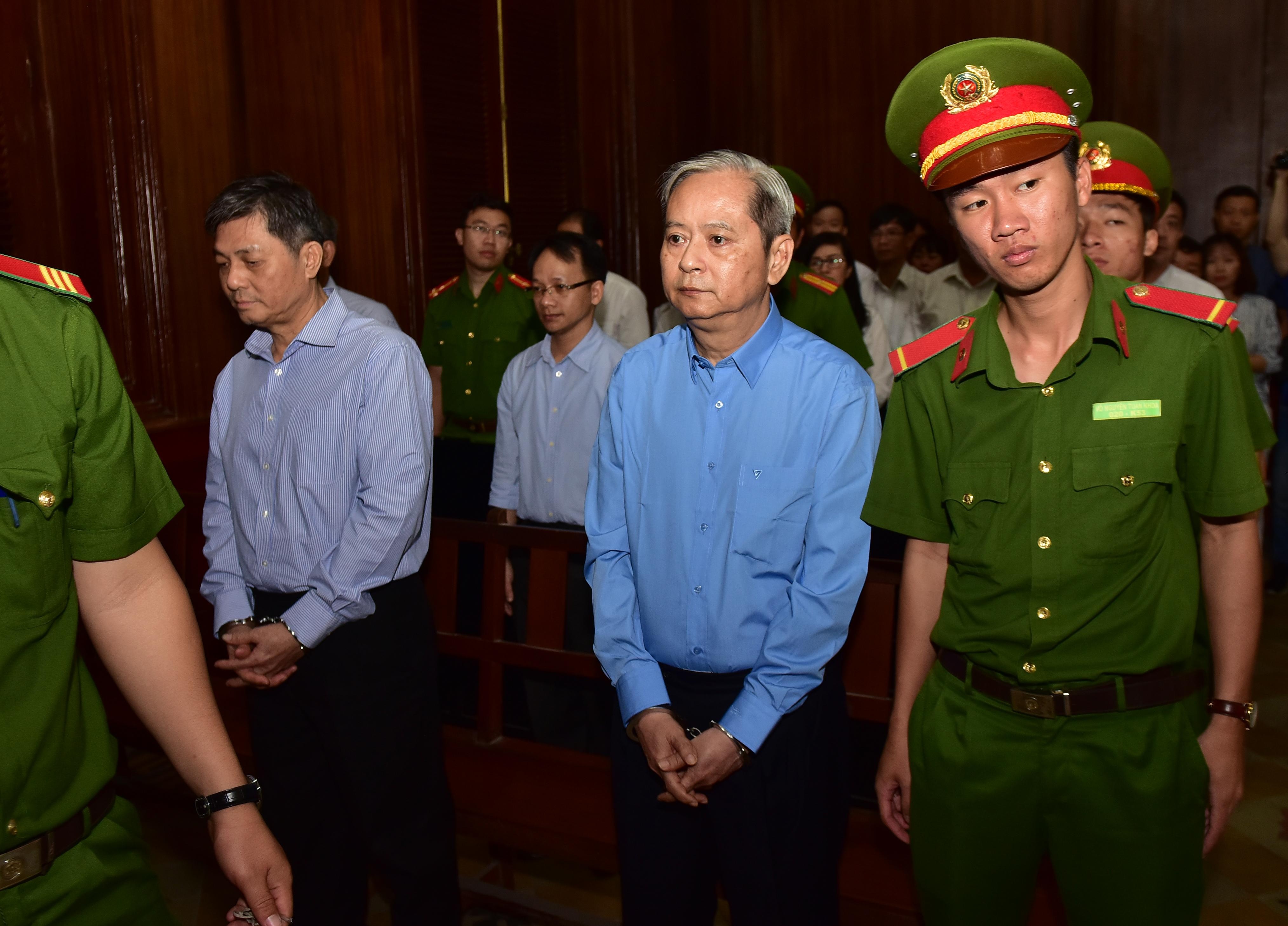 Nguyen Huu Tin sai pham khu dat vang anh 3