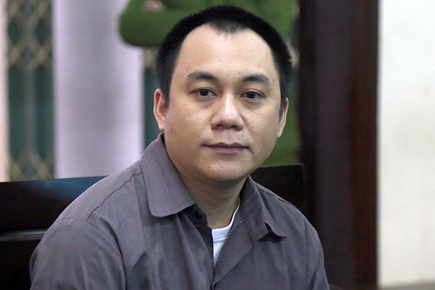 Tong Innova di lui lam chet 5 nguoi, lai xe container linh 4,5 nam tu hinh anh