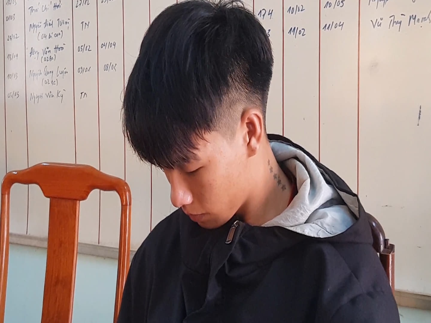 Chien si cong an bi dam chet sau dem di choi Valentine hinh anh