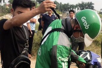 Tu hinh ke giet tai xe GrabBike o TP.HCM hinh anh