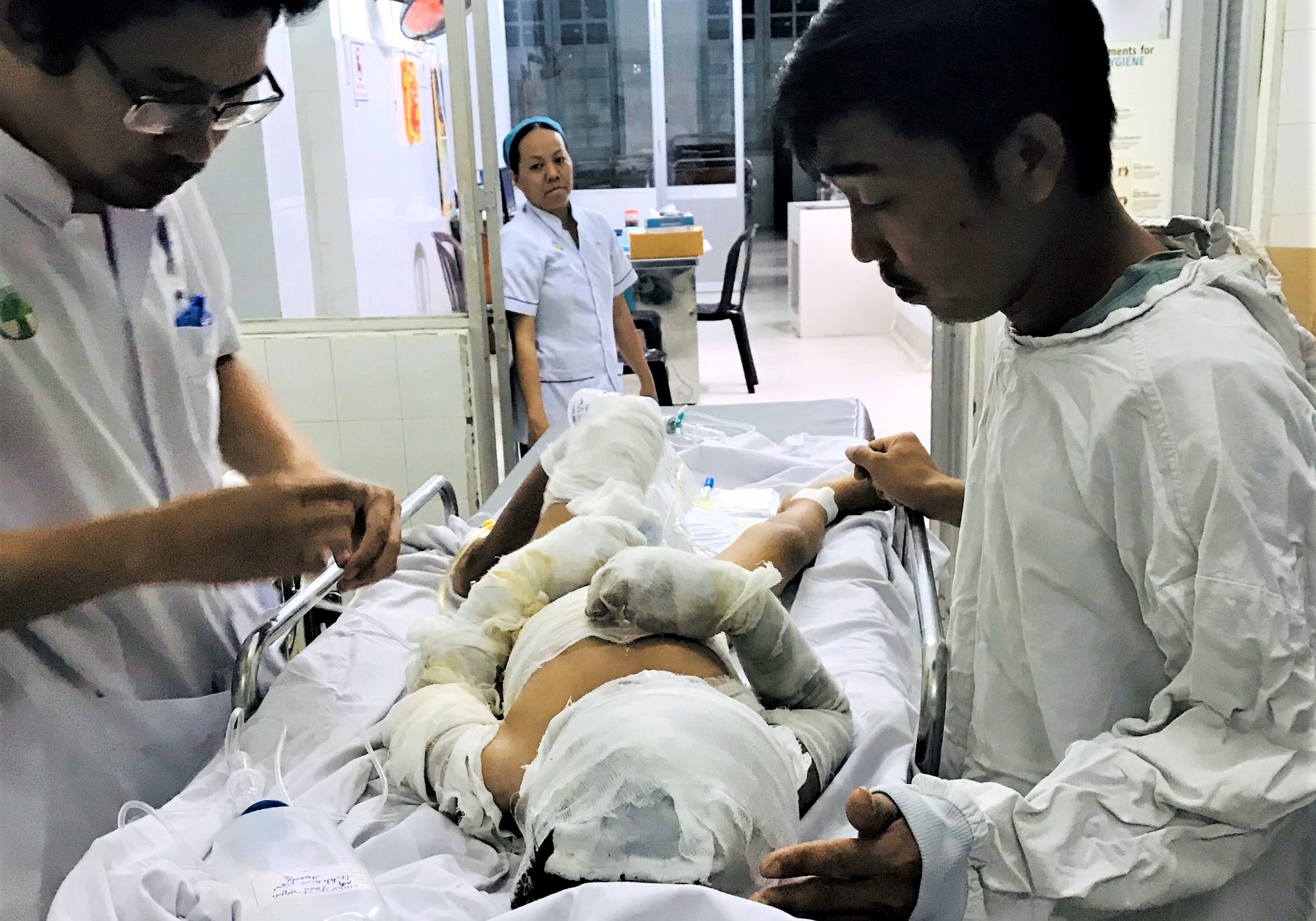 di ruot tuoi xang dot chau anh 2