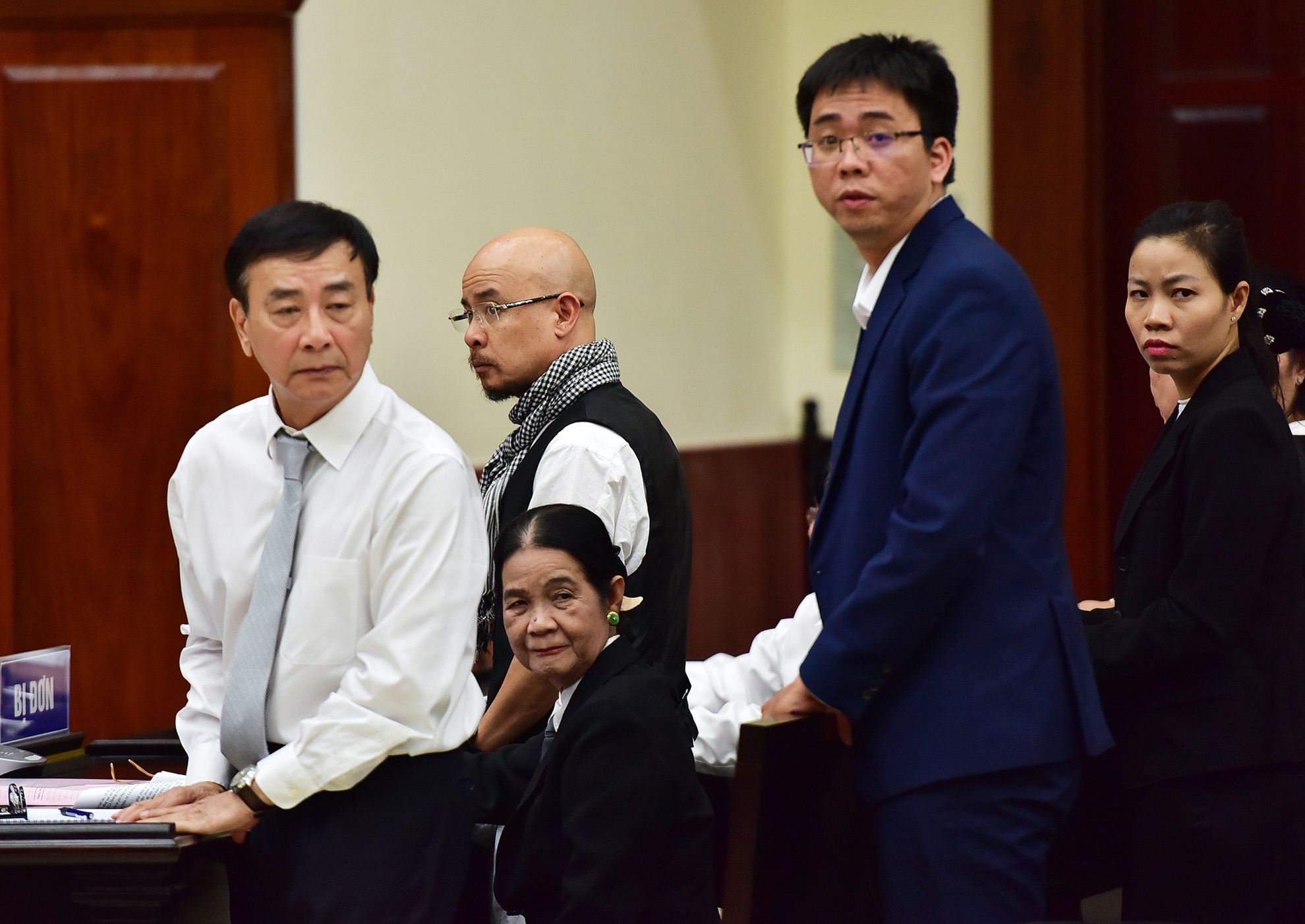 khang nghi huy an ly hon anh 2