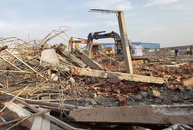 Ai chiu trach nhiem vu sap cong trinh 10 nguoi chet? hinh anh