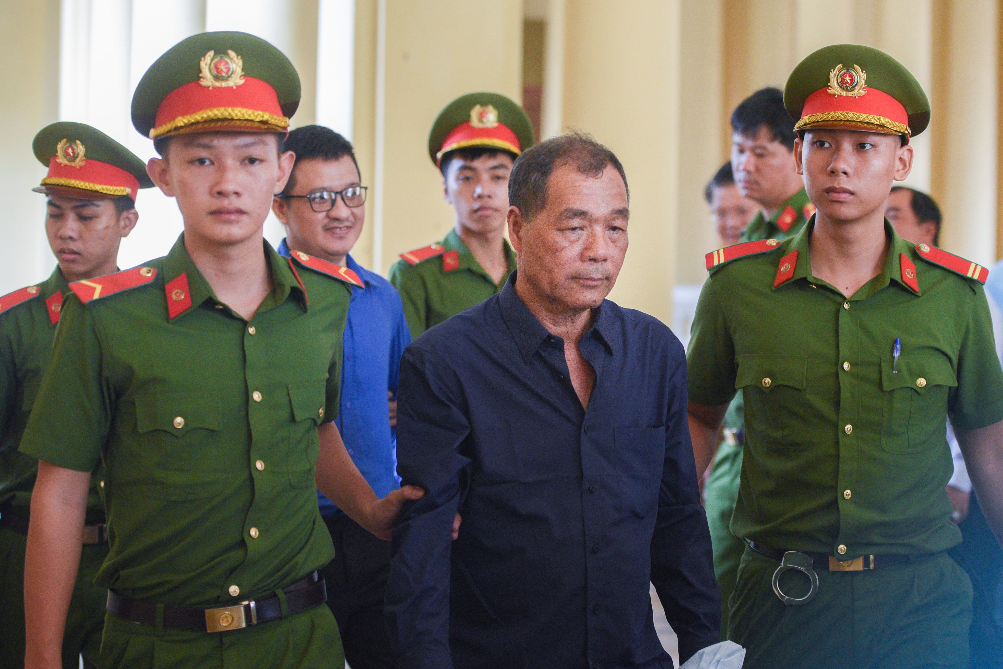 xet xu Tram Be anh 1