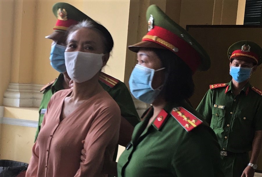 mang quan tài đi gây rối ảnh 1 mang quan tai di gay roi anh 1