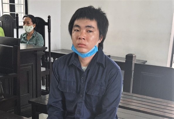 bạo hành con trai 4 tháng tuổi ảnh 1 bao hanh con trai 4 thang tuoi anh 1
