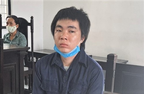 Bao hanh con trai, cha linh 6 nam 6 thang tu hinh anh