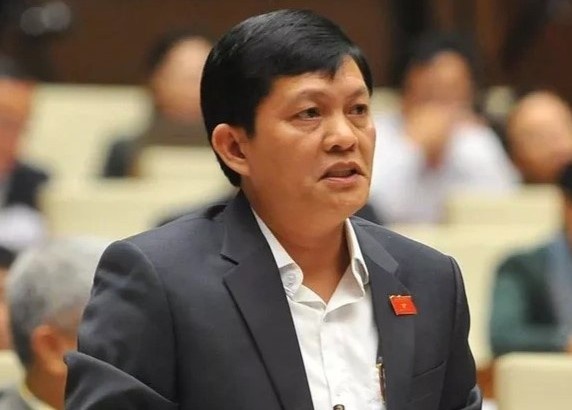 Ong Pham Phu Quoc xin thoi dai bieu Quoc hoi hinh anh