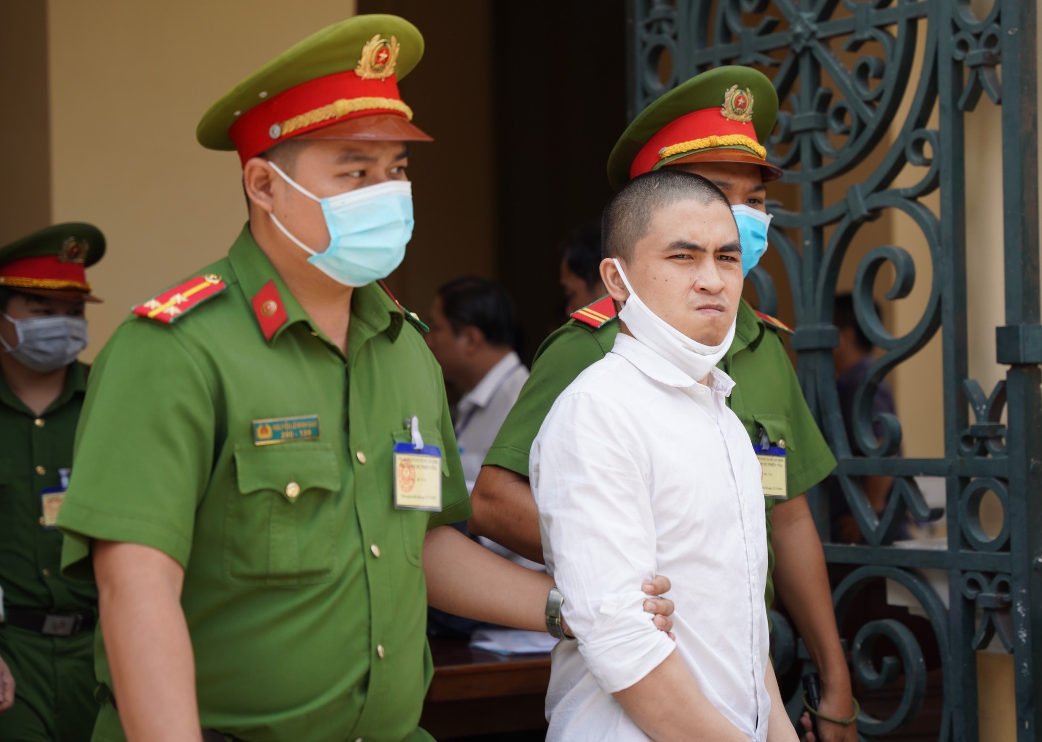 khung bo tru so cong an anh 3