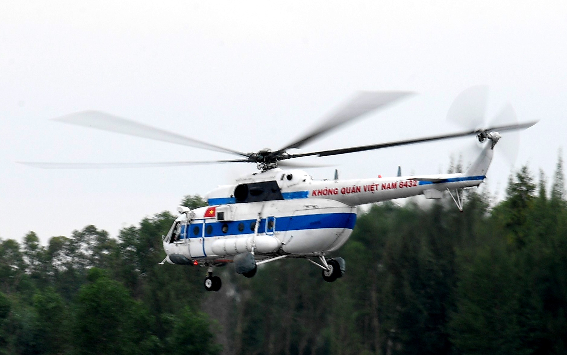 Cuu ho o Rao Trang: 'Chung toi dang tim moi nguoi' hinh anh