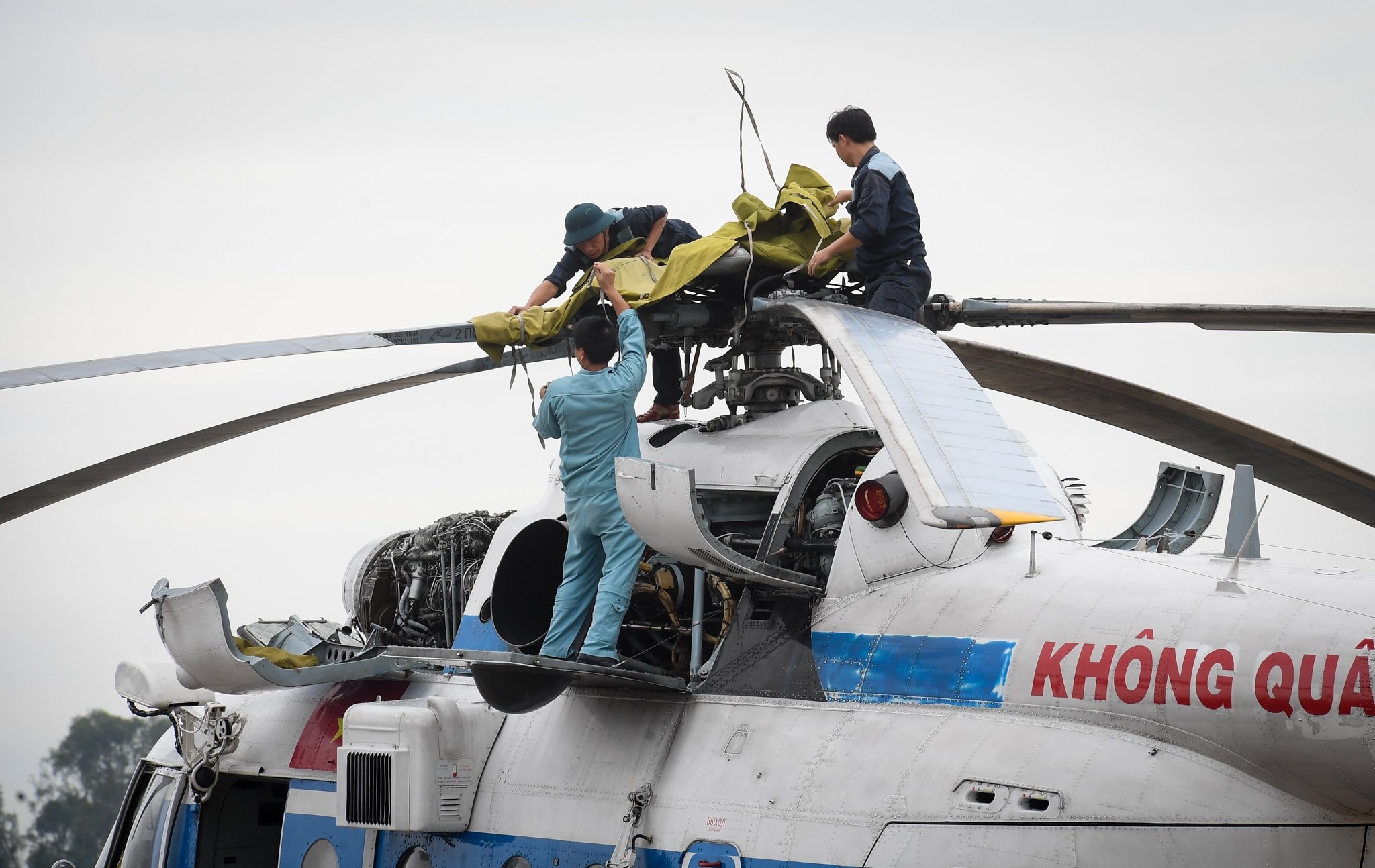 truc thang vao rao trang 3 anh 4