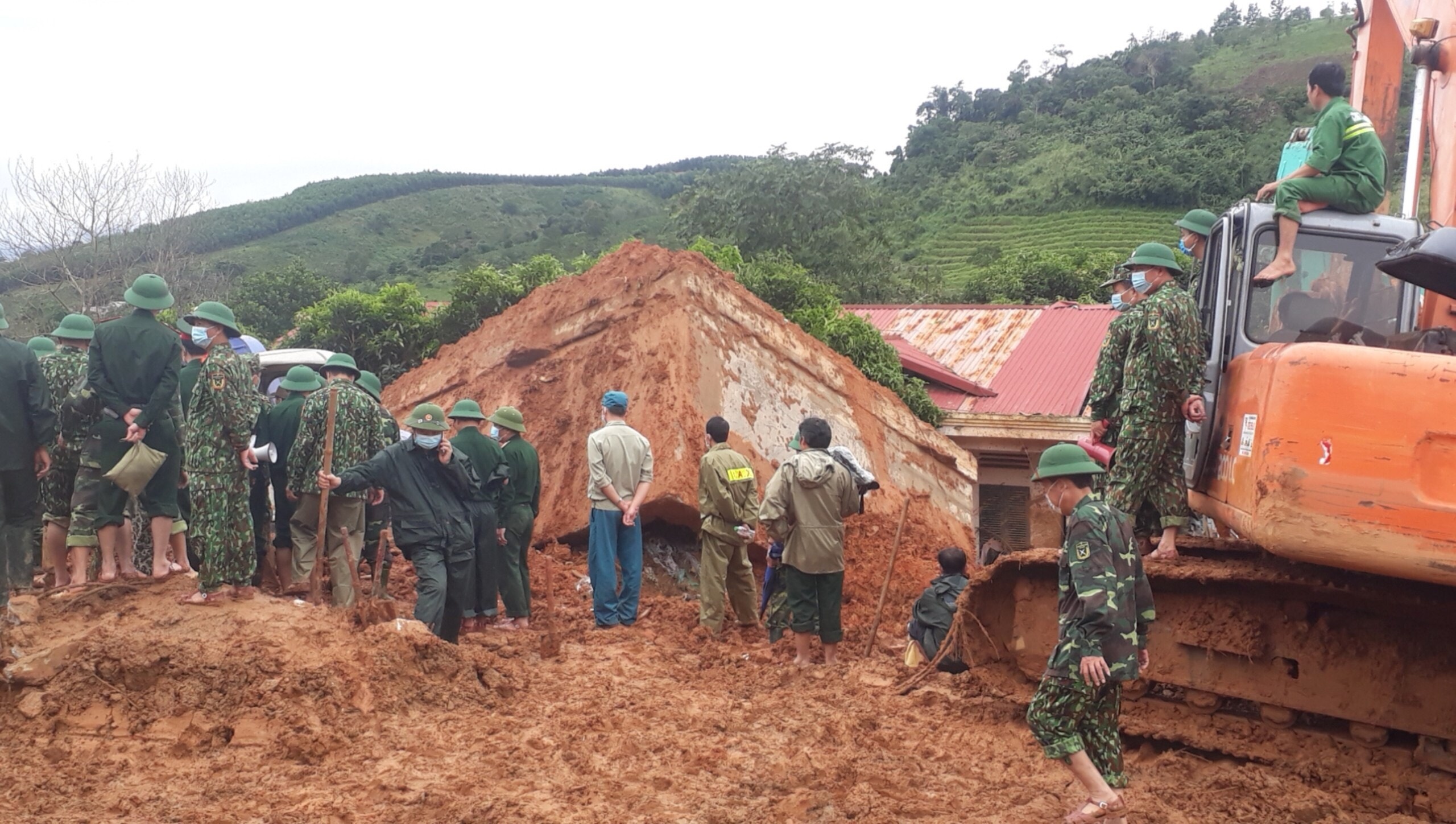 tim kiem 22 chien si doan 337 anh 2