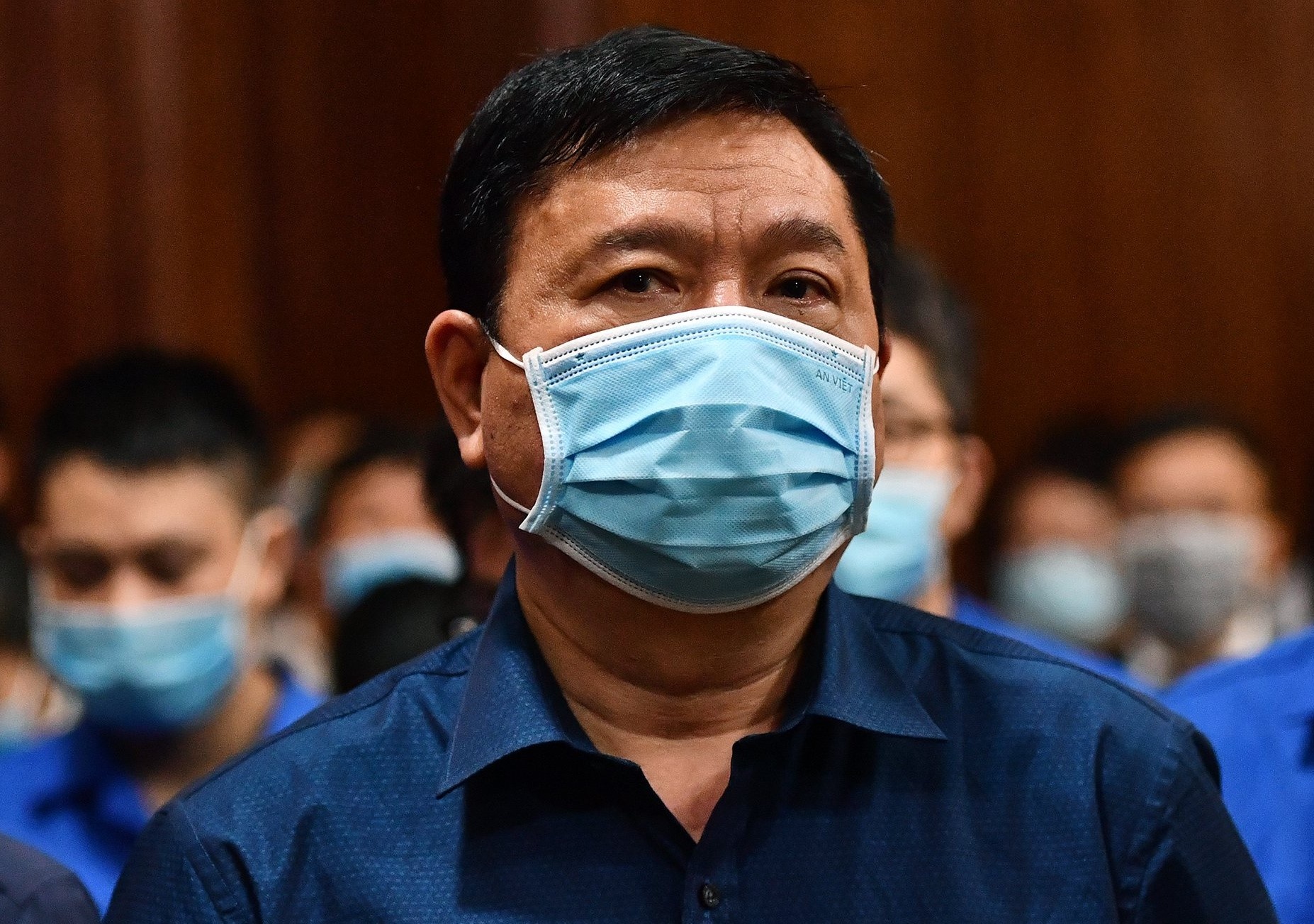 Ong Dinh La Thang noi ve 22 cuoc goi voi Ut 'Troc' hinh anh