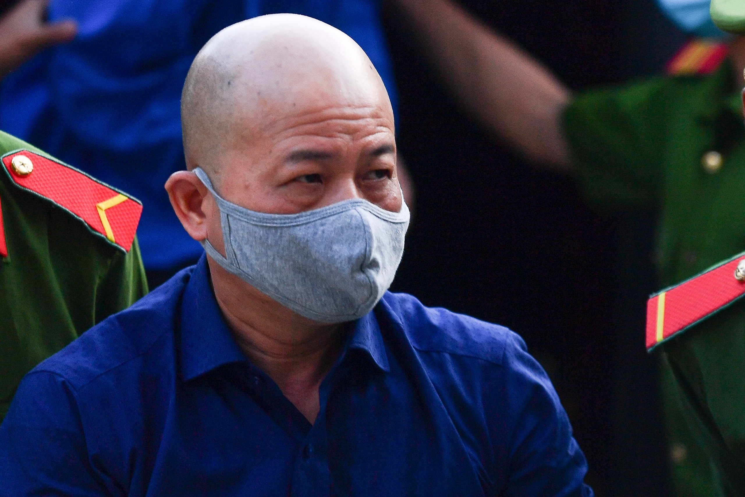 út trọc kháng cáo ảnh 1 ut troc khang cao anh 1