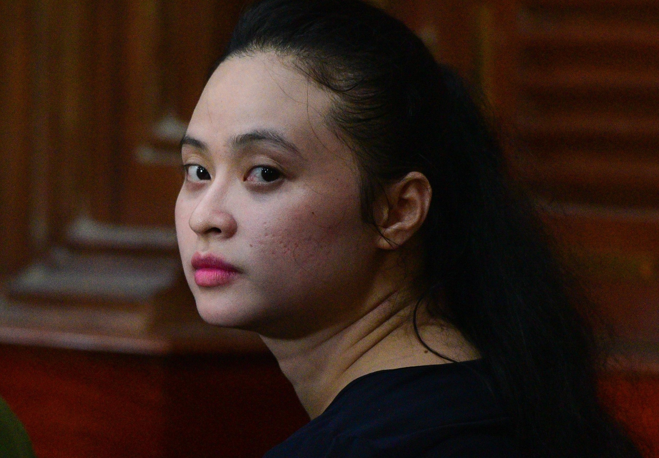 Sang mai Ngoc Miu va Van Kinh Duong lai hau toa hinh anh