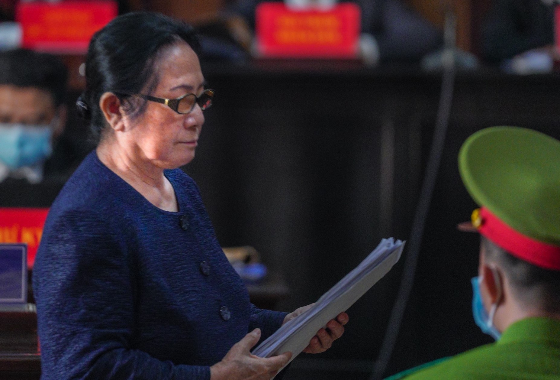 Ba Duong Thi Bach Diep: 'Qua kho roi, toi khong doi chac nua' hinh anh