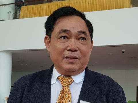 Tinh Binh Thuan noi gi ve viec ong Dung 'lo voi' doi tra lai giay khen hinh anh