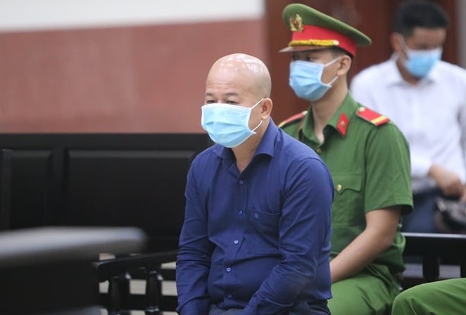 y án chung thân út trọc ảnh 1 y an chung than ut troc anh 1