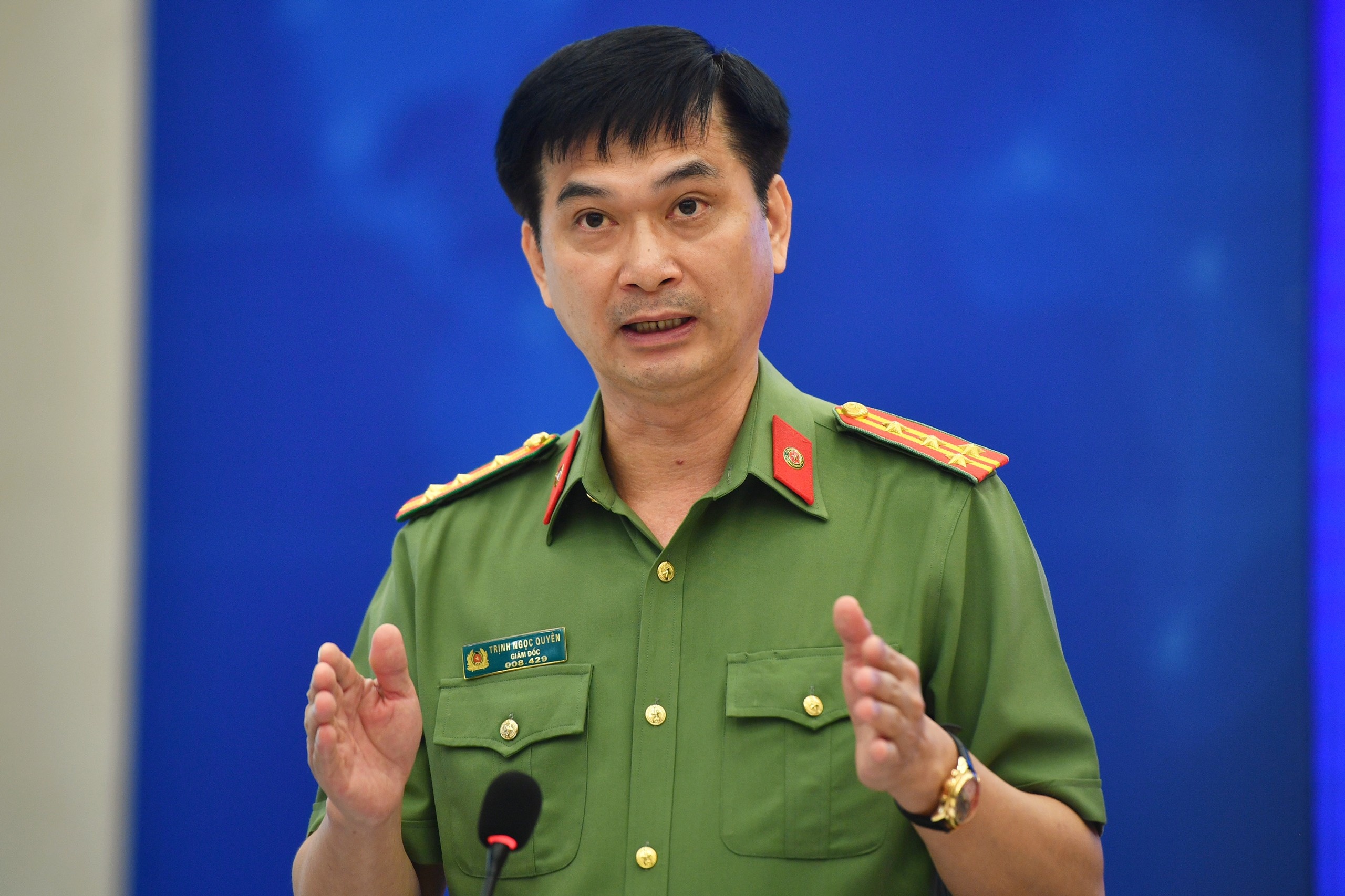 chay quan karaoke anh 1