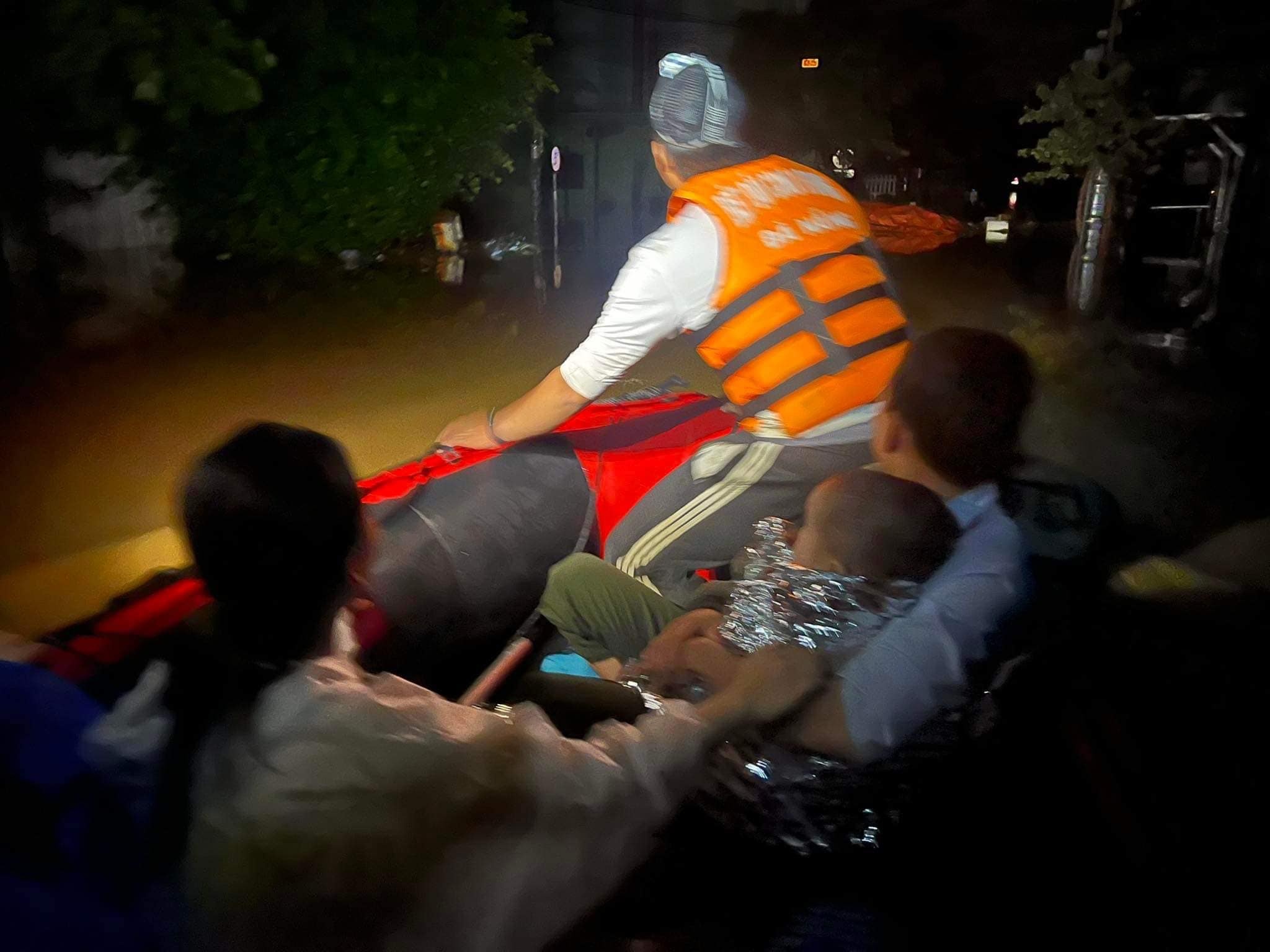 đà nẵng ngập ảnh 4 da nang ngap anh 4