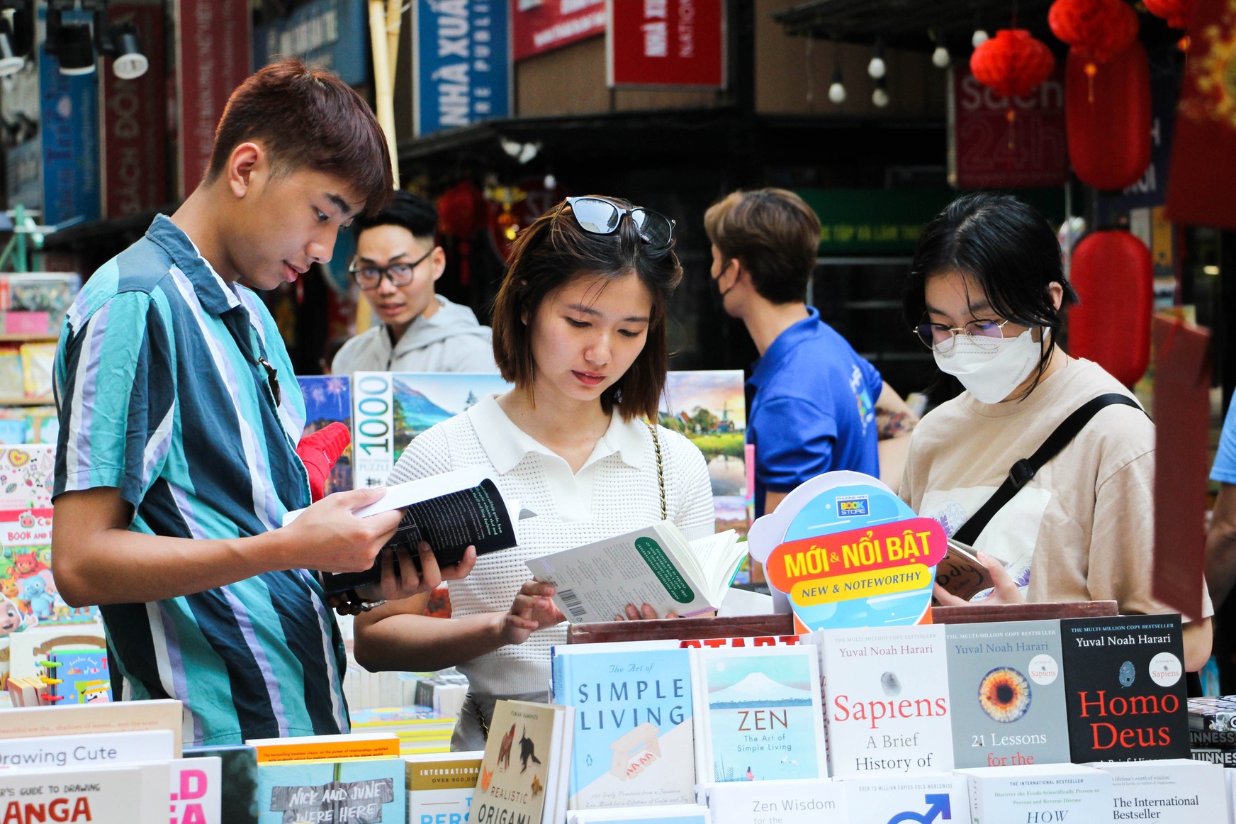 Duong sach TP.HCM thu gan 52 ty dong, to chuc hon 400 su kien van hoa hinh anh