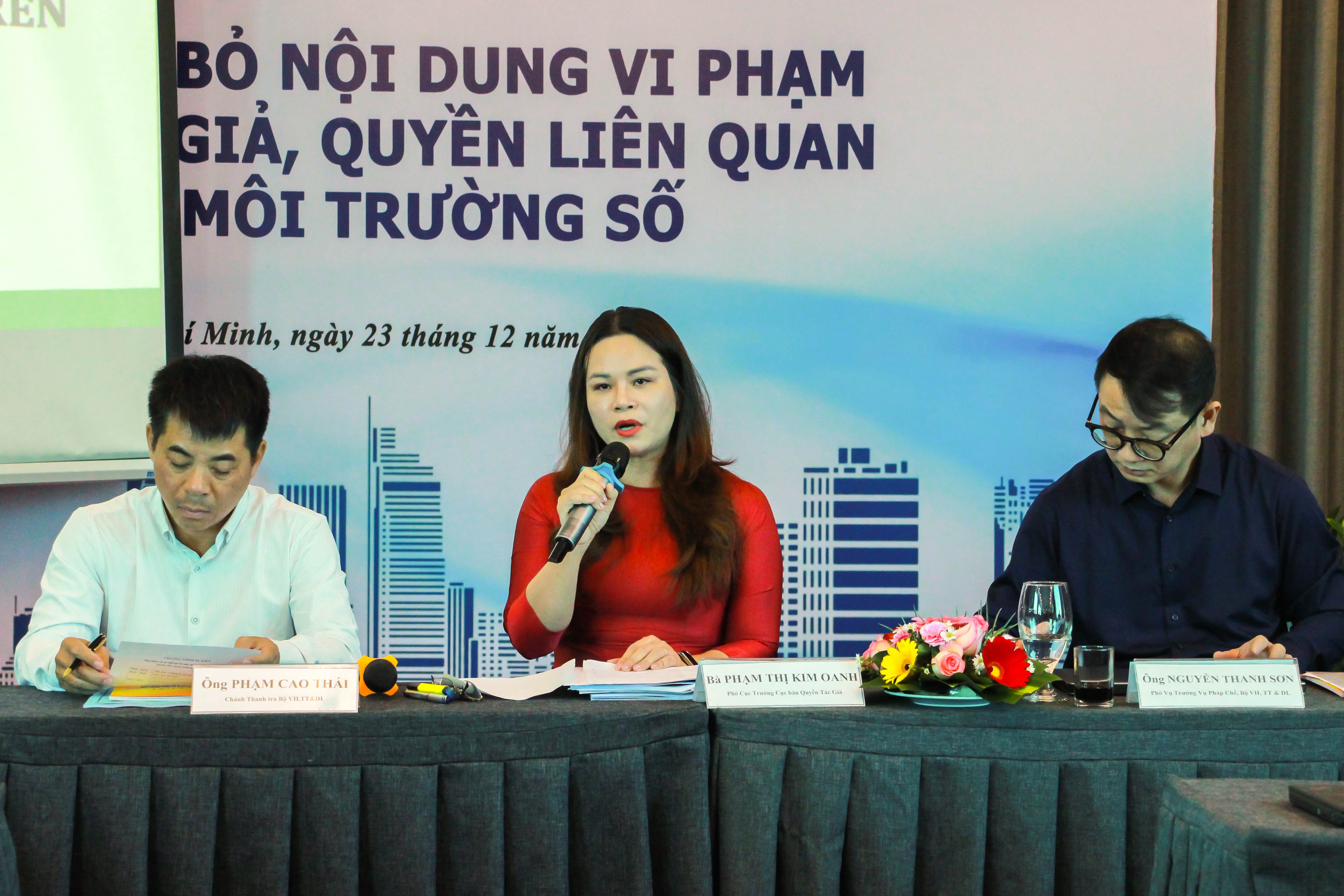 go bo sach lau anh 3