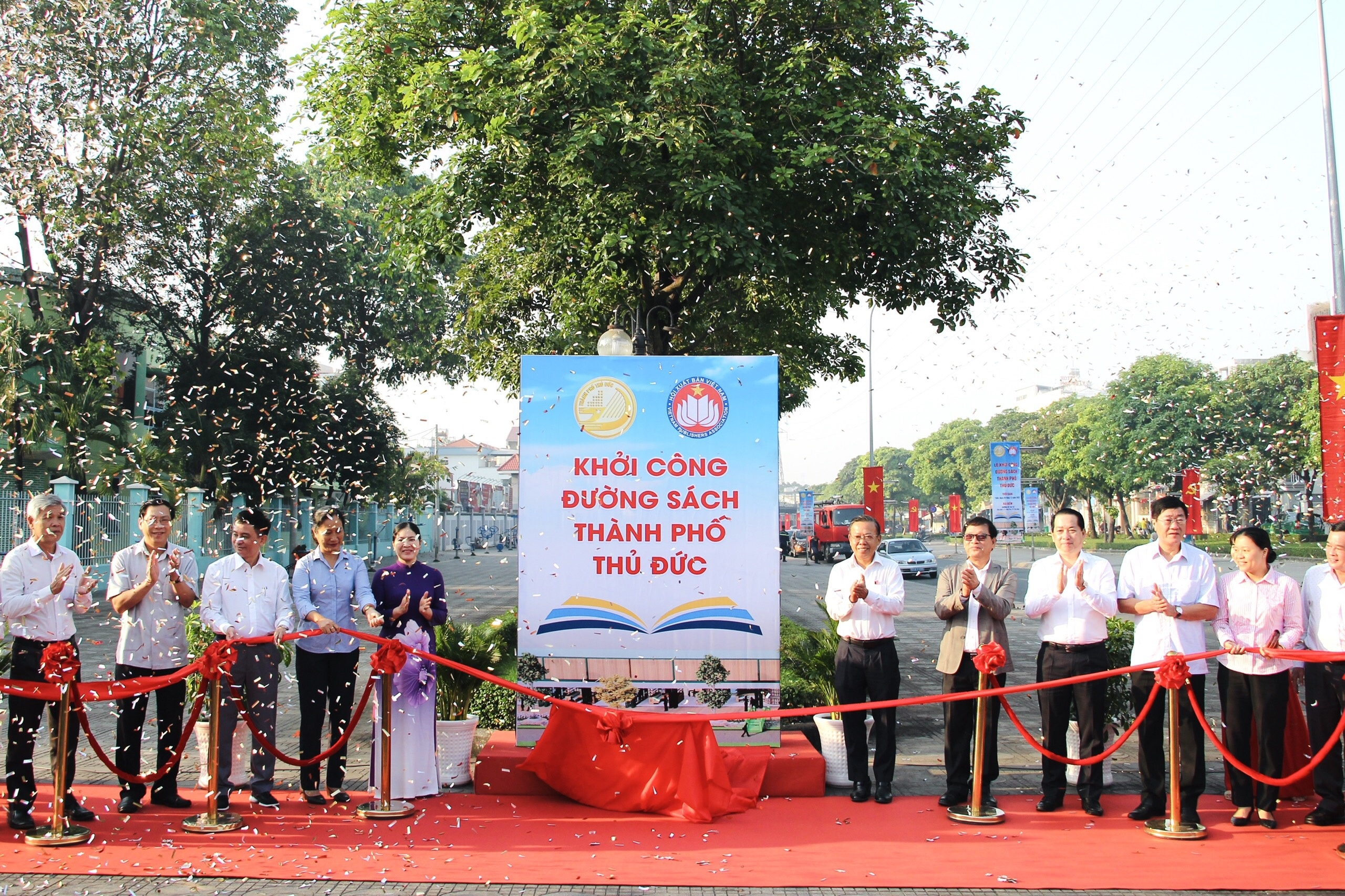 Duong sach Thu Duc anh 2