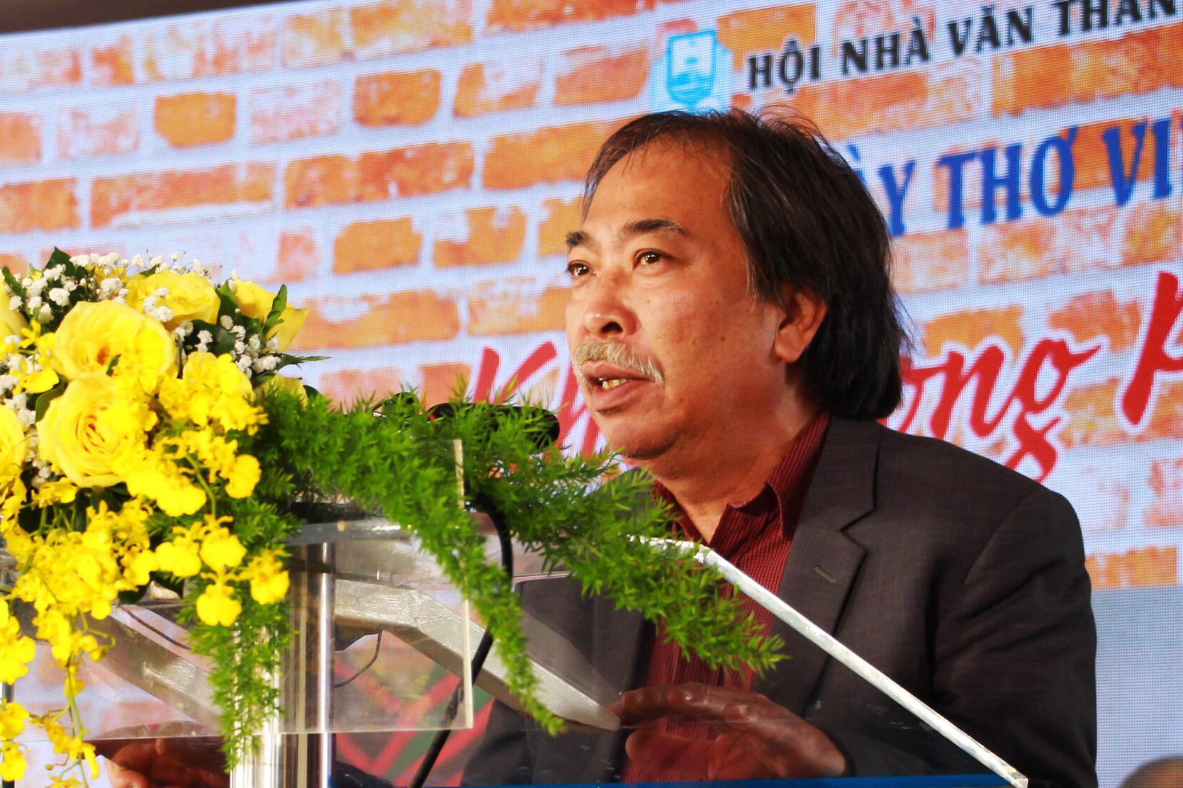 Tin hieu ky dieu tu tho ca hinh anh