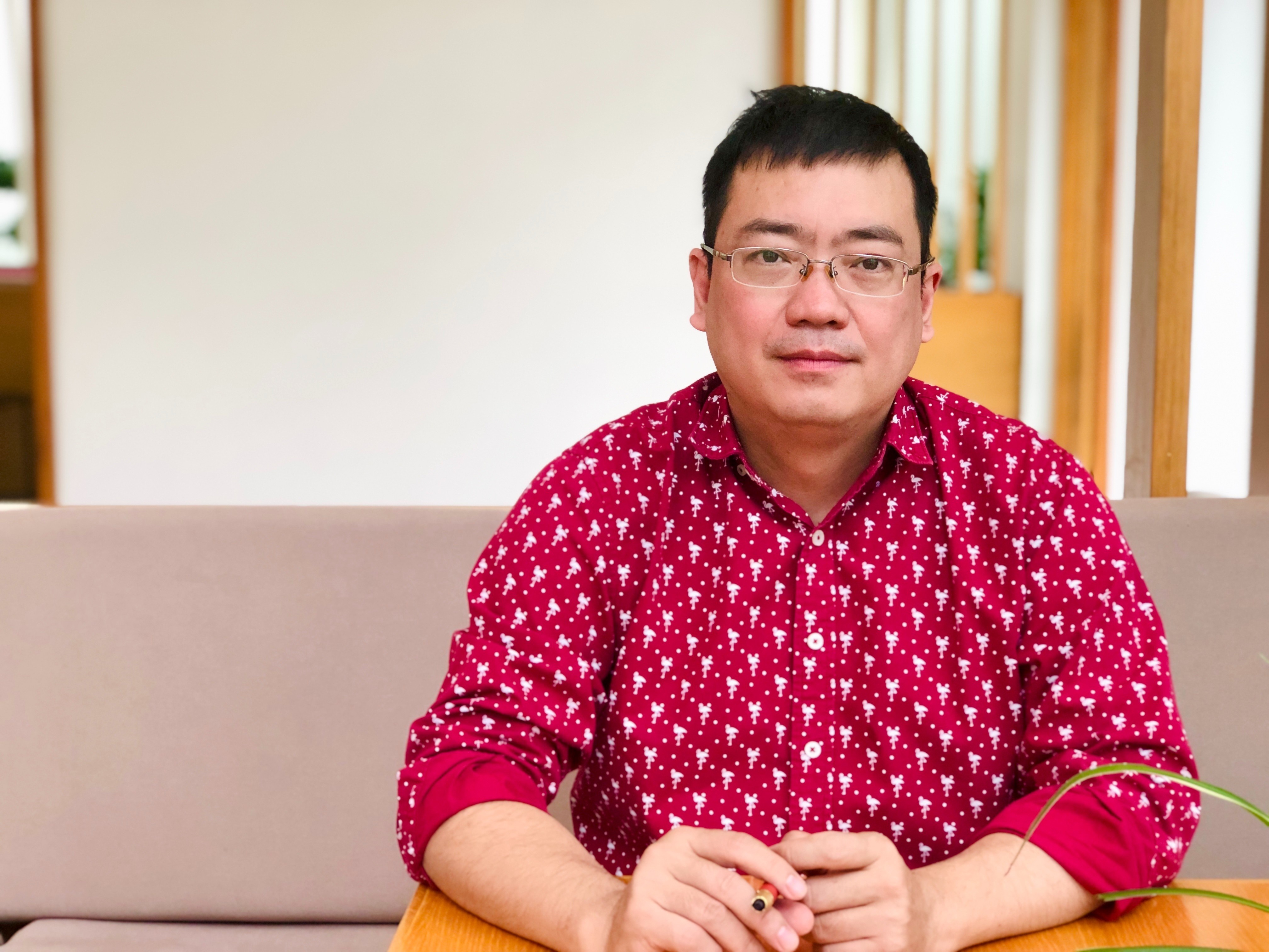 Tu nguoi viet sach den nguoi lam xuat ban hinh anh