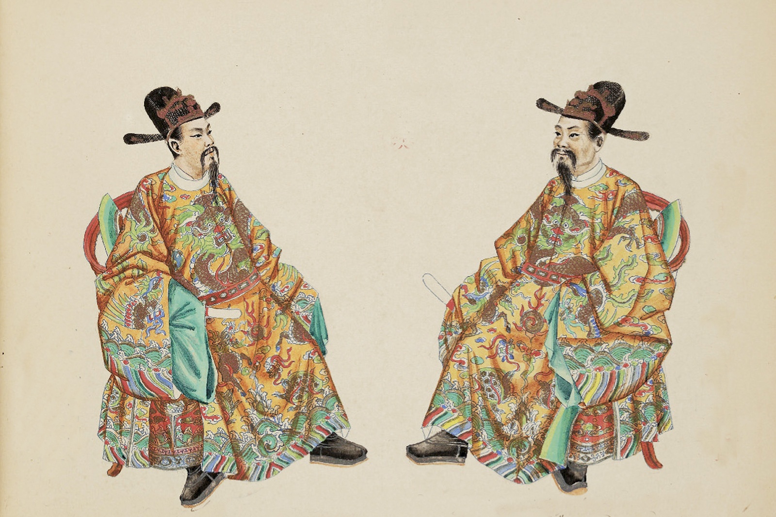 Tu lieu de phuc dung trang phuc cung dinh Nguyen hinh anh