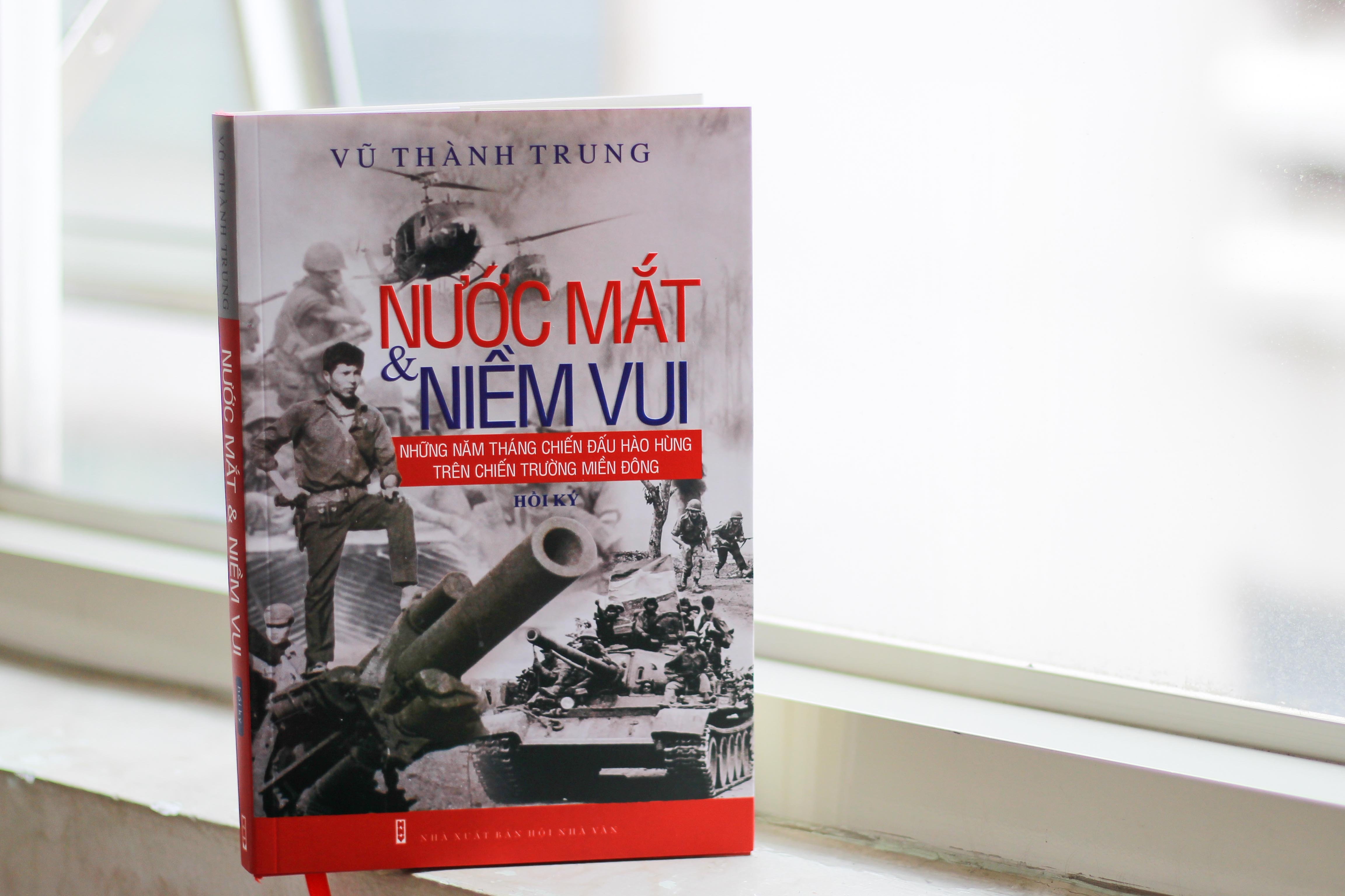 Hoi uc day nuoc mat va niem vui cua mot trinh sat hinh anh