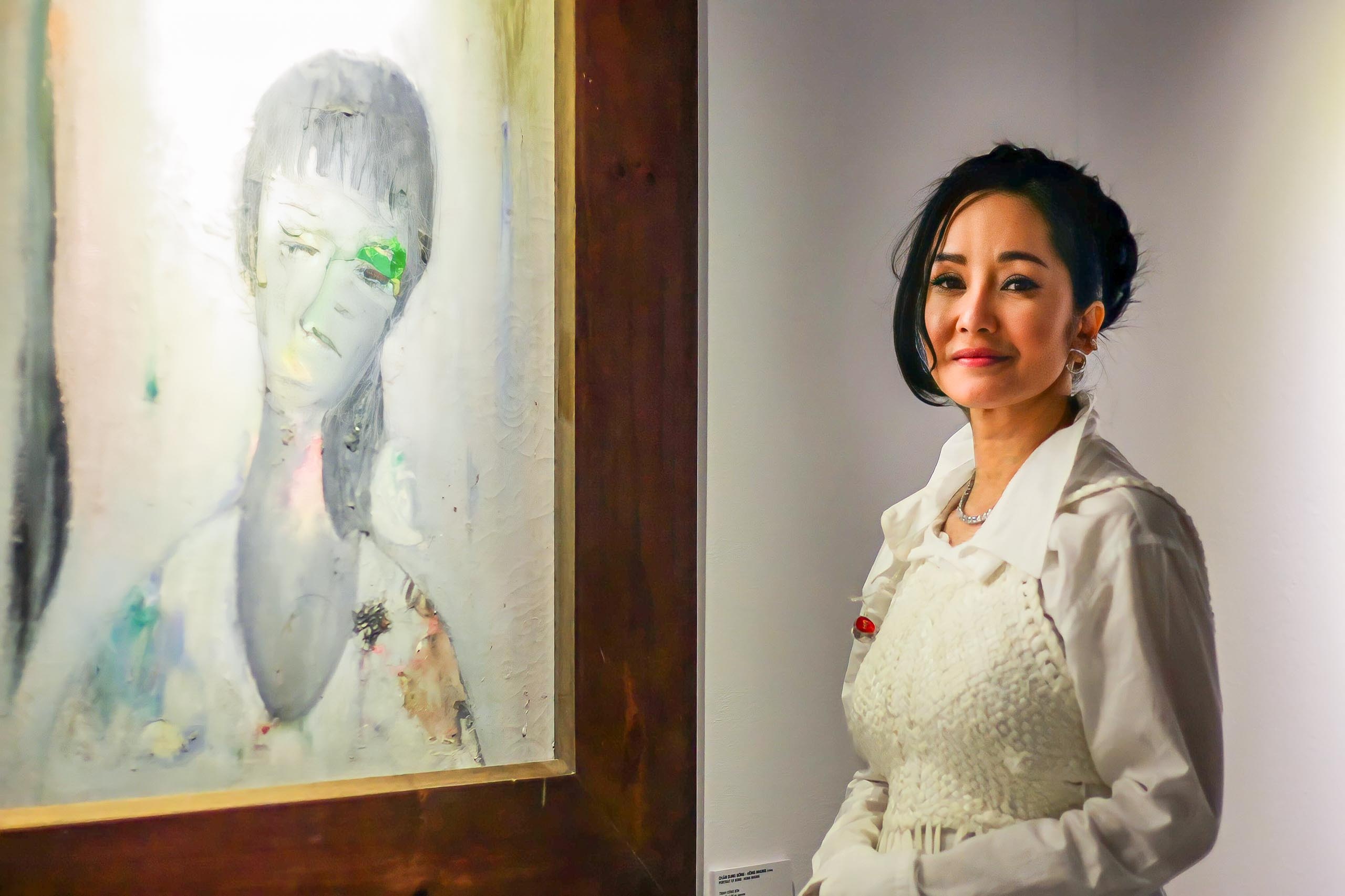 Trien lam tranh cua nhac si Trinh Cong Son hinh anh